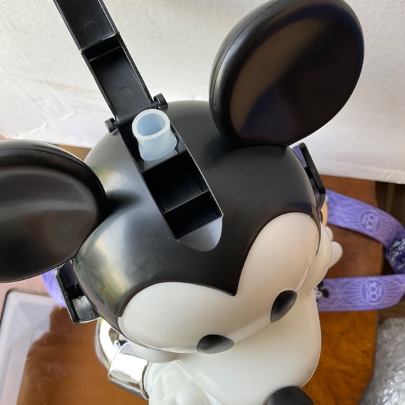 Disney parks Mickey sipper - Picture 3 of 3